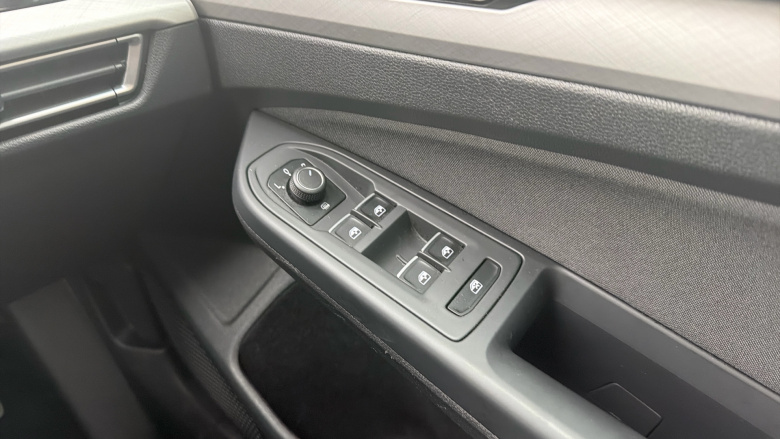 Volkswagen Golf 1.5 eTSI 150 Life 5dr DSG Petrol Hatchback